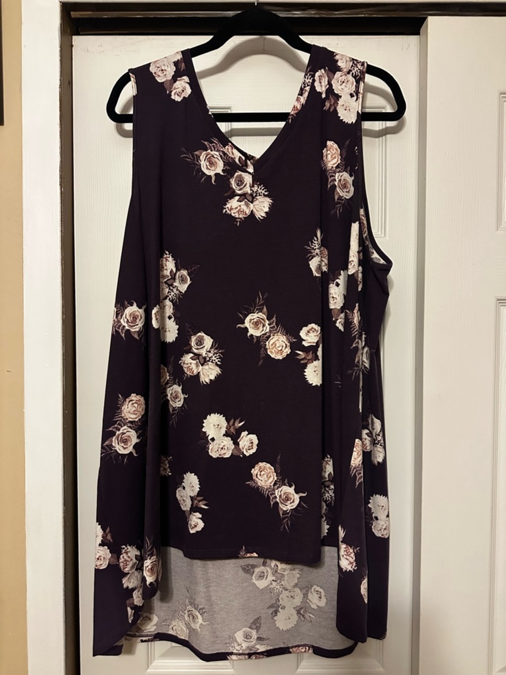 Lularoe Floral V-Neck Kristina Tank